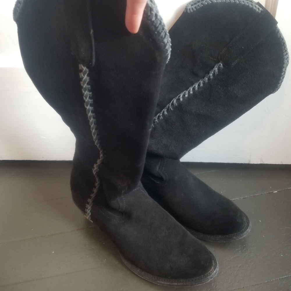 Lane Plain Jane Suede Boots